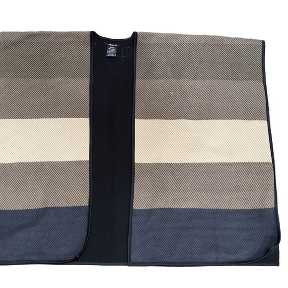 Ike Behar Fleece Colorblock Fashion Wrap One Size - Picture 8 of 13